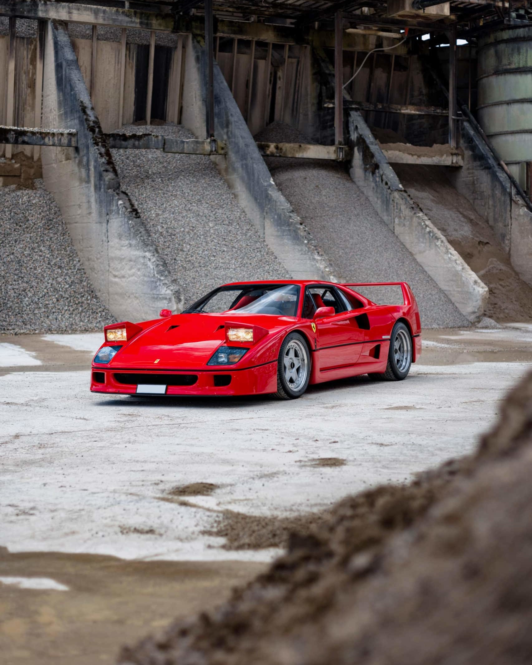 F40 36 Ferrari F40 ZFFGJ34B000080783 2 scaled uai