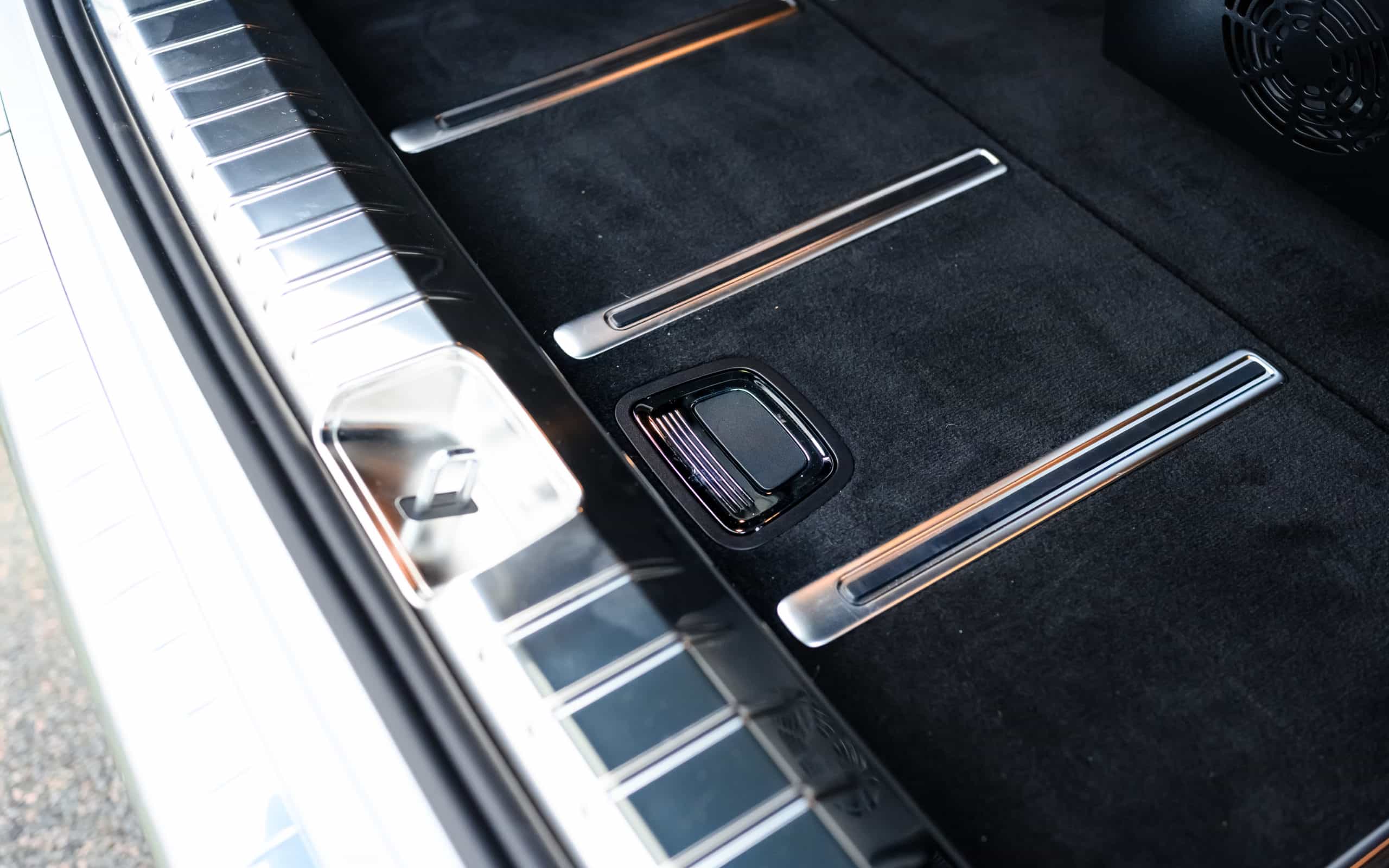 2022 Mercedes Maybach GLS 600 W1N1679871A675893 - 31 sur 210 6 2022 Mercedes Maybach GLS 600 W1N1679871A675893 31 sur 210 scaled