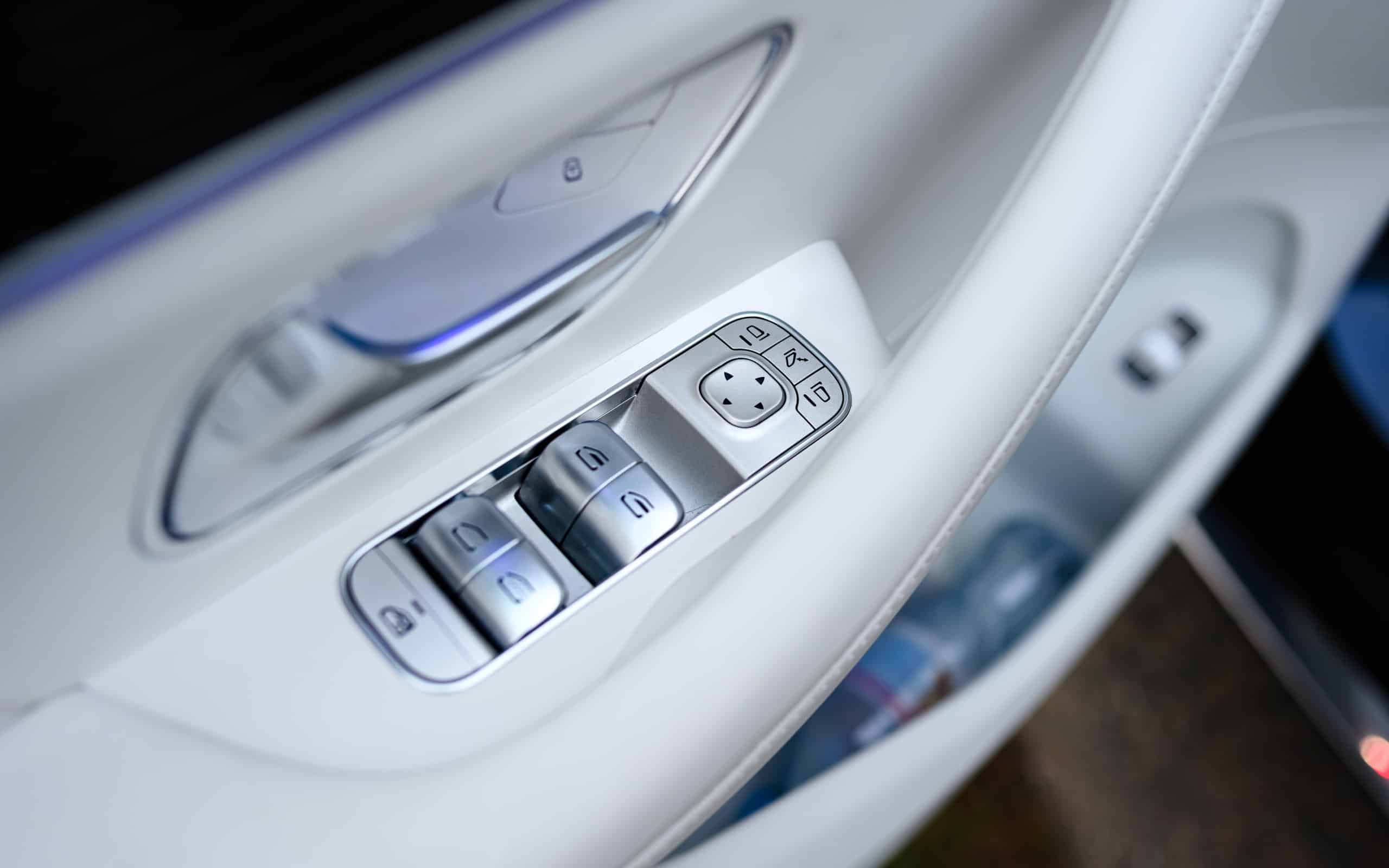 2022 Mercedes Maybach GLS 600 W1N1679871A675893 - 56 sur 210 64 2022 Mercedes Maybach GLS 600 W1N1679871A675893 56 sur 210 scaled