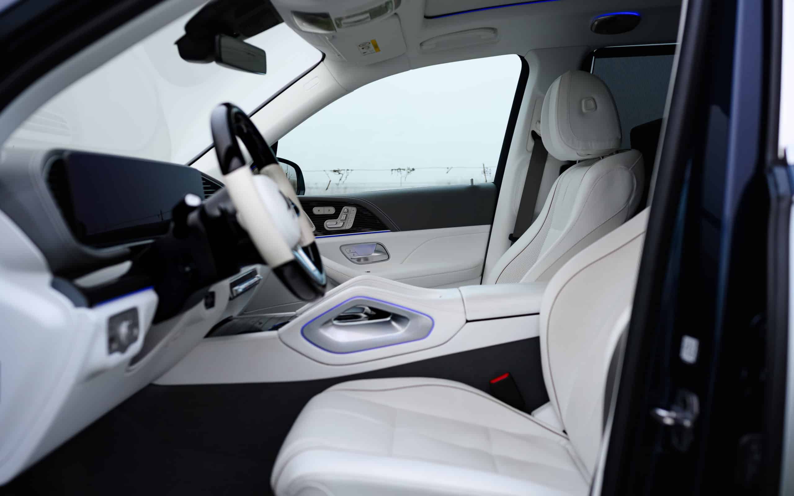 2022 Mercedes Maybach GLS 600 W1N1679871A675893 - 58 sur 210 63 2022 Mercedes Maybach GLS 600 W1N1679871A675893 58 sur 210 scaled