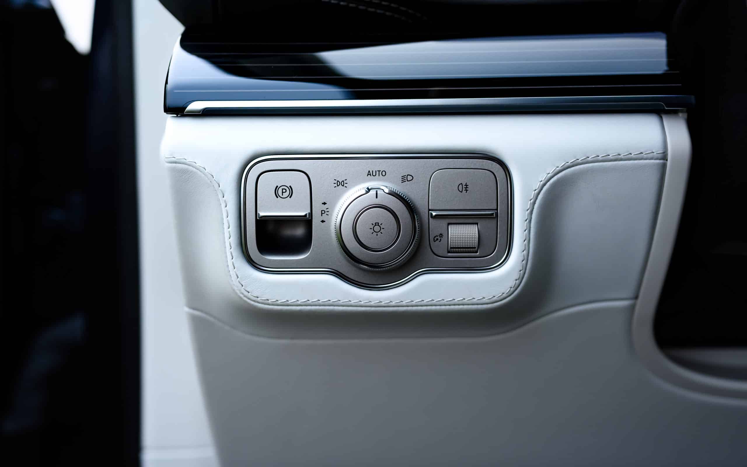 2022 Mercedes Maybach GLS 600 W1N1679871A675893 - 66 sur 210 58 2022 Mercedes Maybach GLS 600 W1N1679871A675893 66 sur 210 scaled