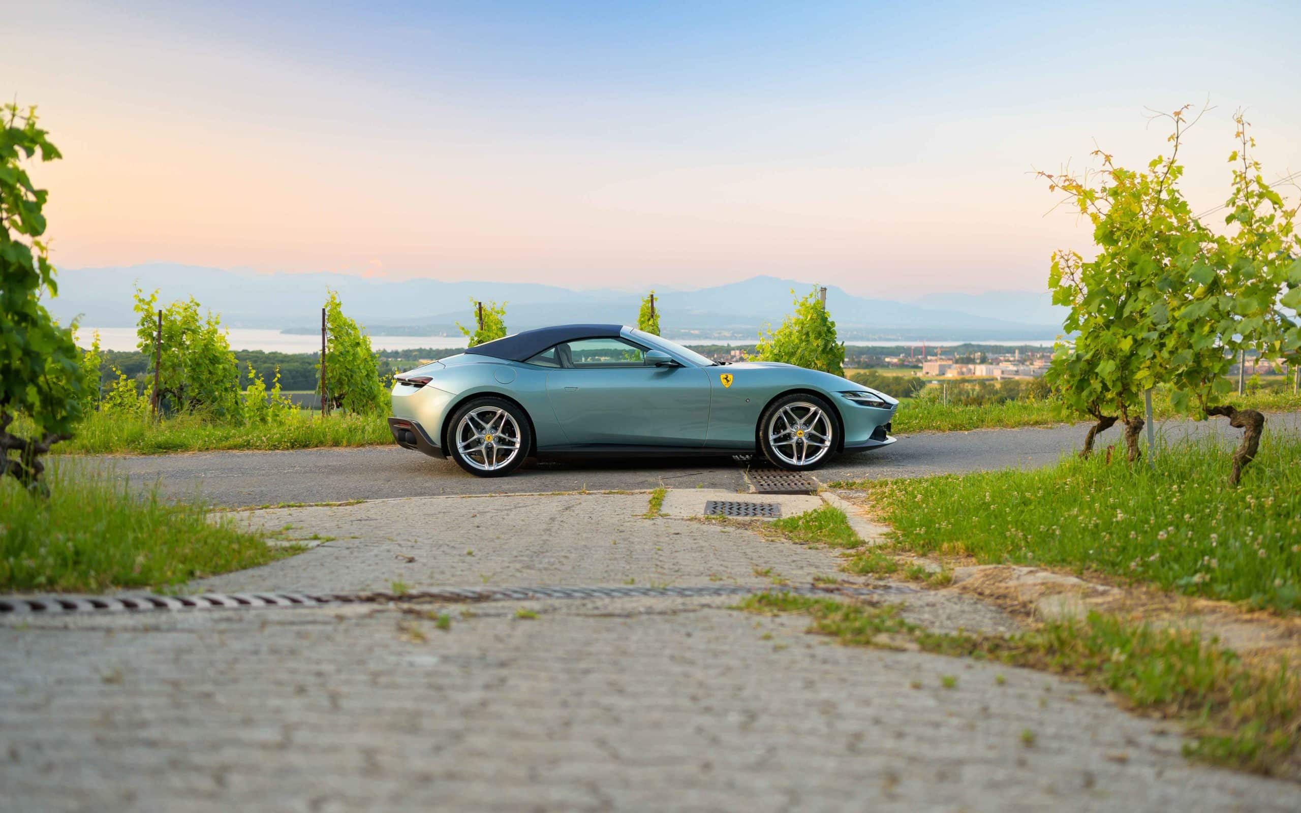 2025 Ferrari Roma Spider ZFF09RPB000319506 - 35 sur 139 1 2025 Ferrari Roma Spider ZFF09RPB000319506 35 sur 139 scaled