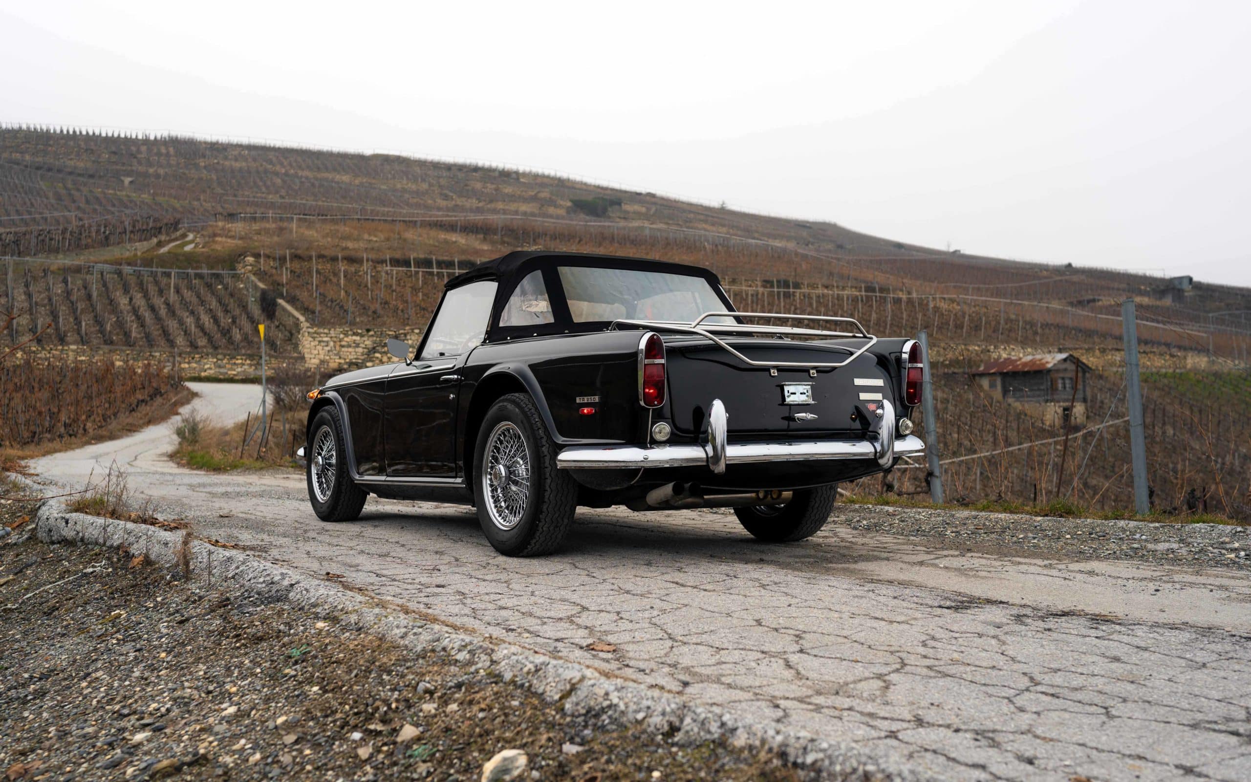 Triumph TR250 CD6960L - 15 64 Triumph TR250 CD6960L 15 scaled