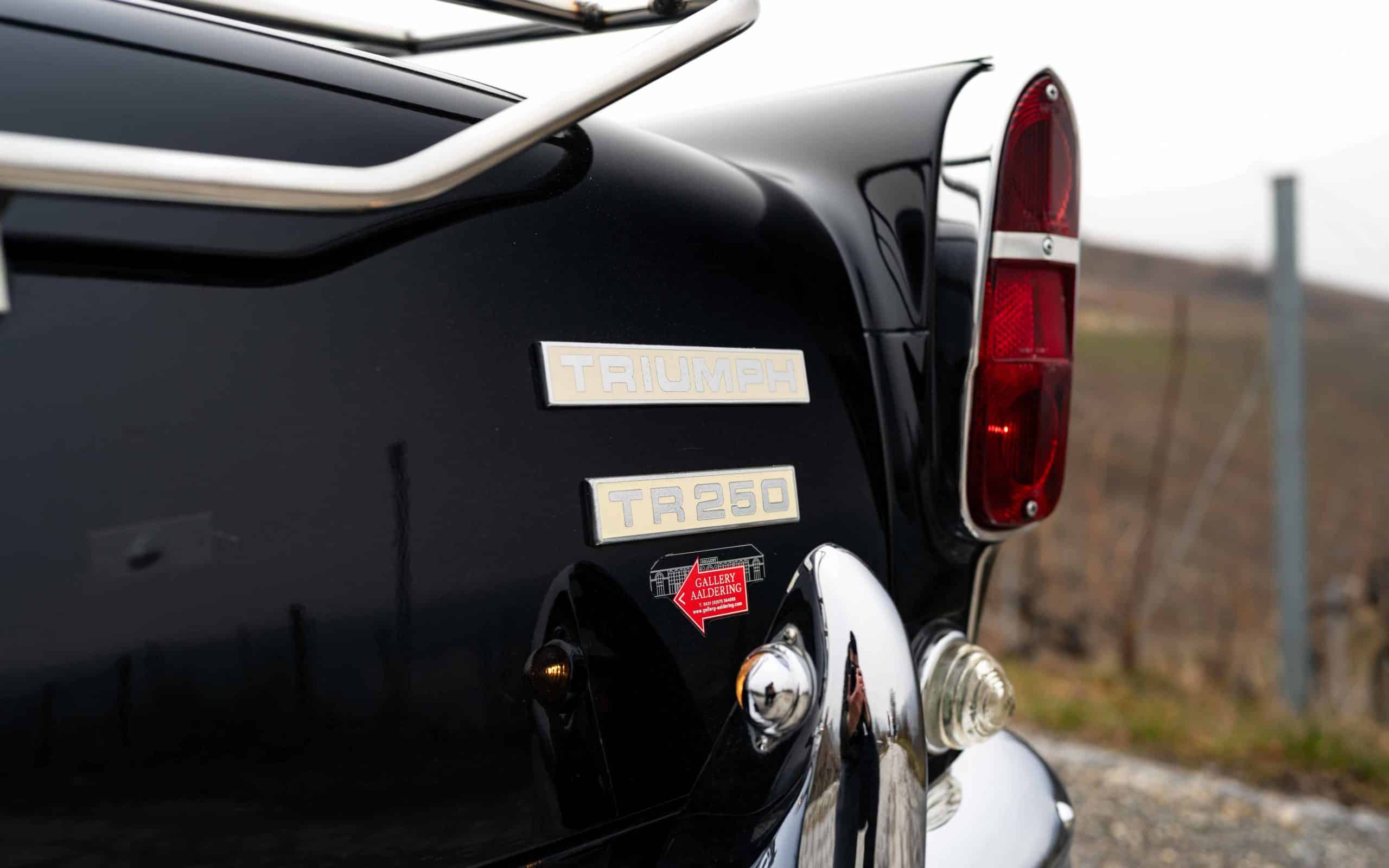 Triumph TR250 CD6960L - 19 60 Triumph TR250 CD6960L 19 scaled