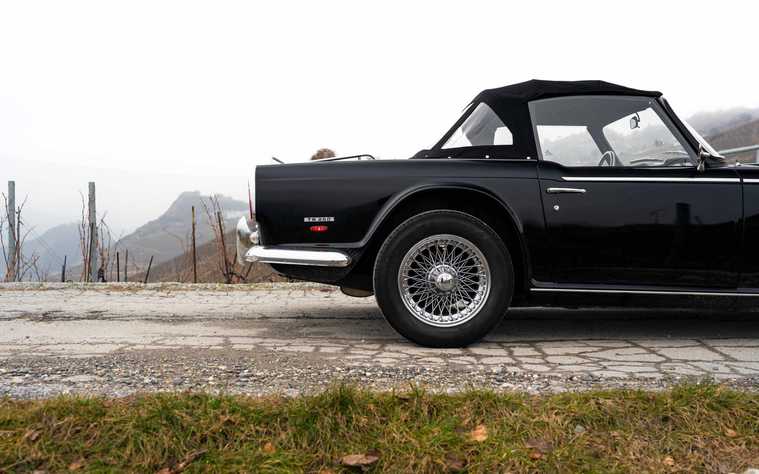 Triumph TR250 CD6960L - 21 58 Triumph TR250 CD6960L 21 scaled