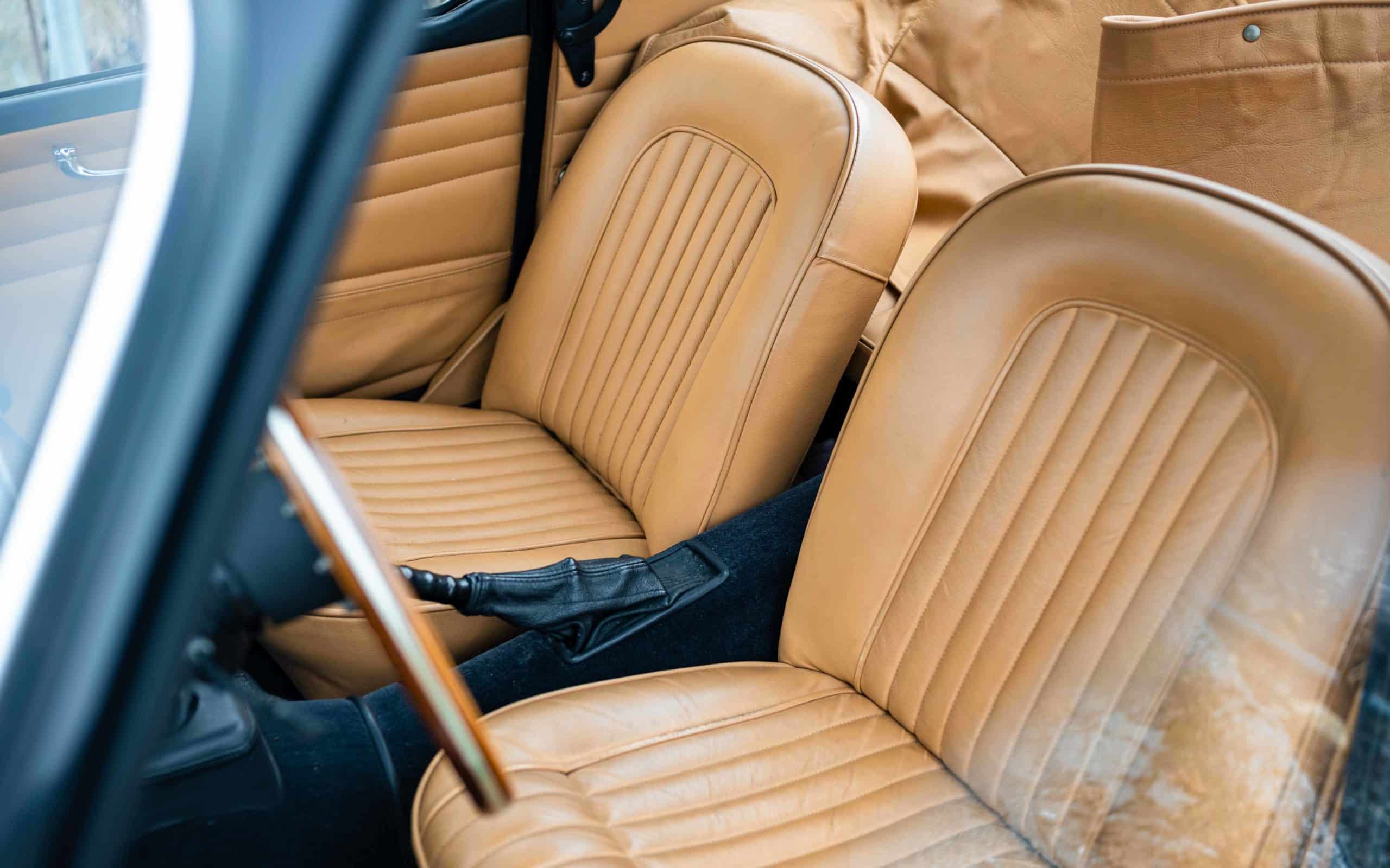 Triumph TR250 CD6960L - 46 33 Triumph TR250 CD6960L 46 scaled