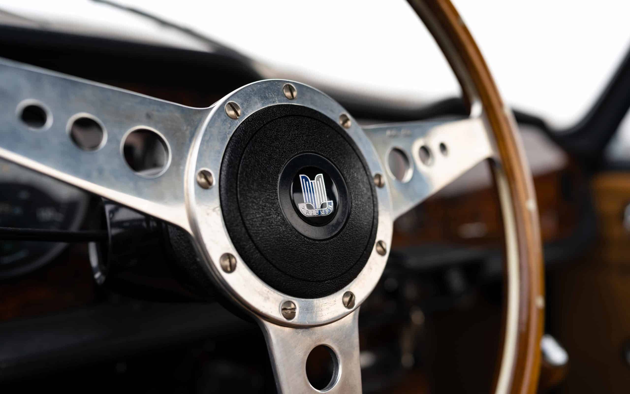 Triumph TR250 CD6960L - 48 31 Triumph TR250 CD6960L 48 scaled