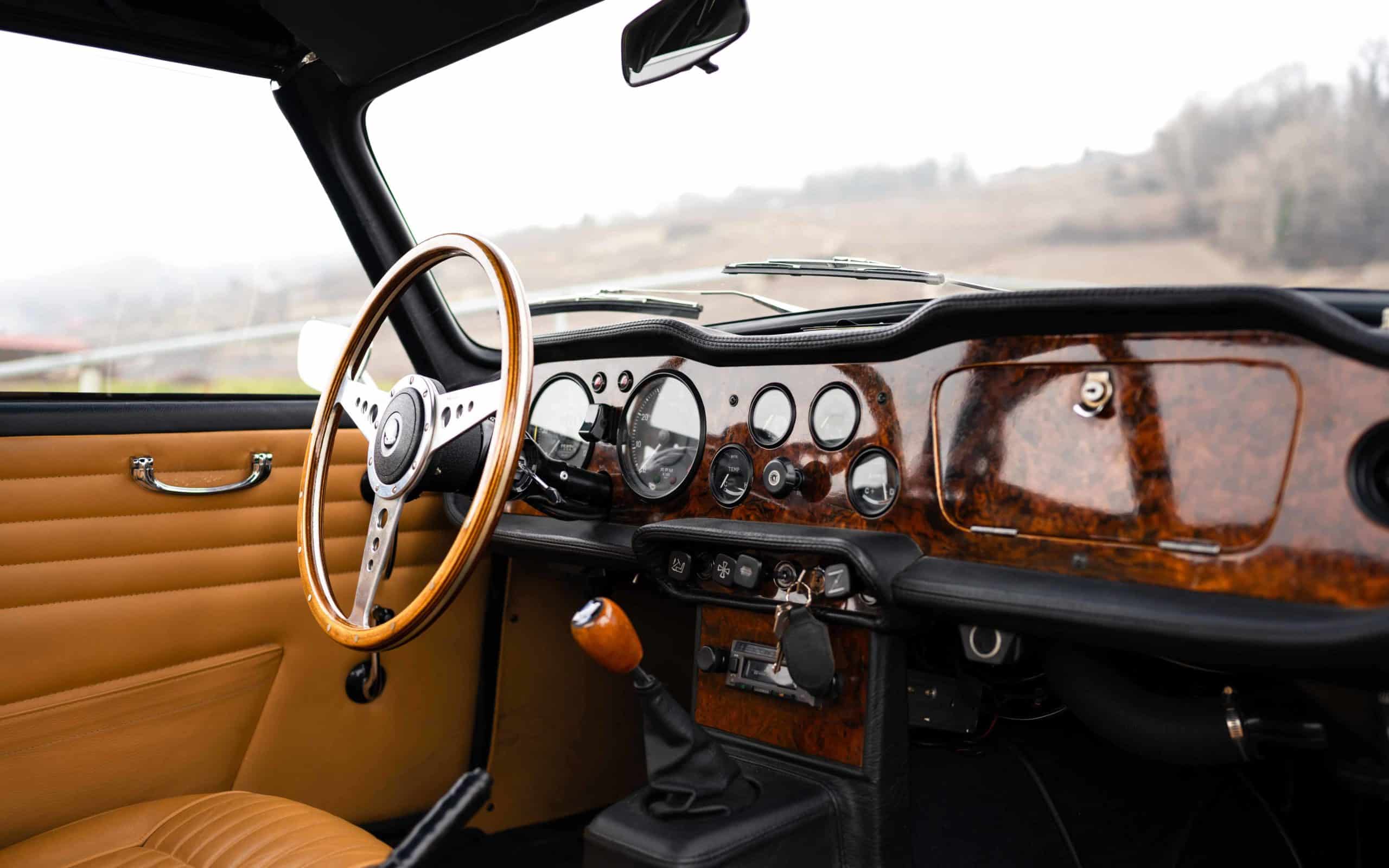 Triumph TR250 CD6960L - 49 30 Triumph TR250 CD6960L 49 scaled