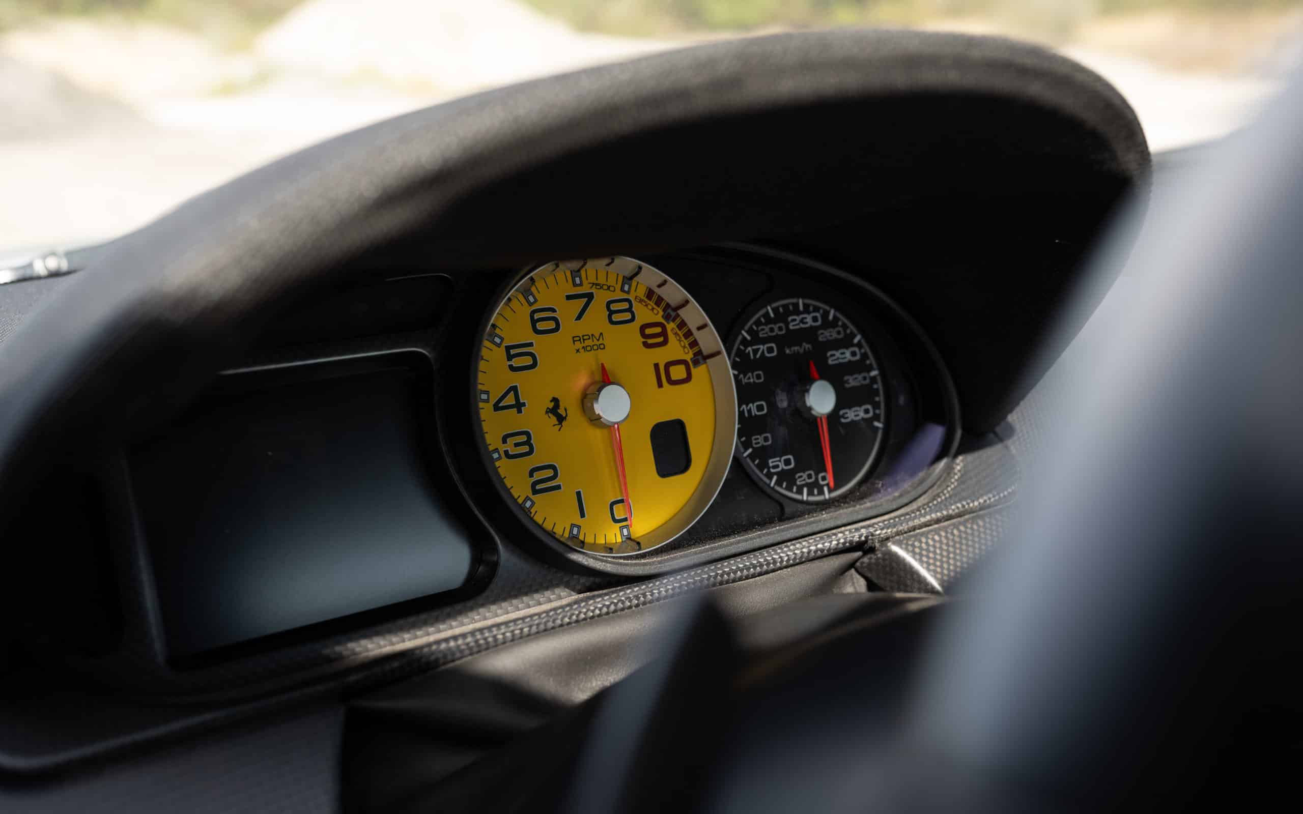 2010 Ferrari 599 GTO ZFF70RDB000177546 74 sur 123 scaled