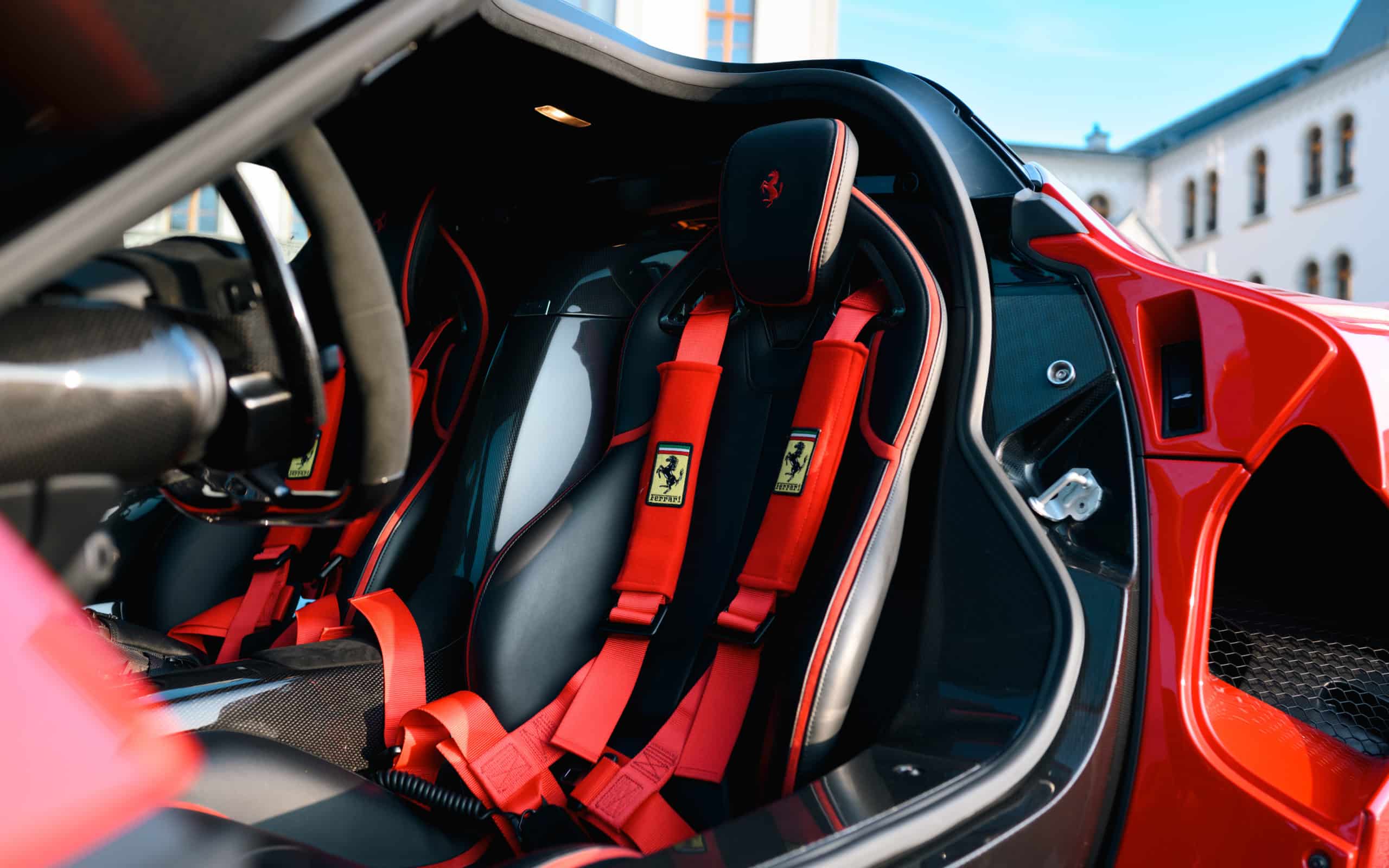 Ferrari LaFerrari ZFF76ZHB000203015 39 scaled