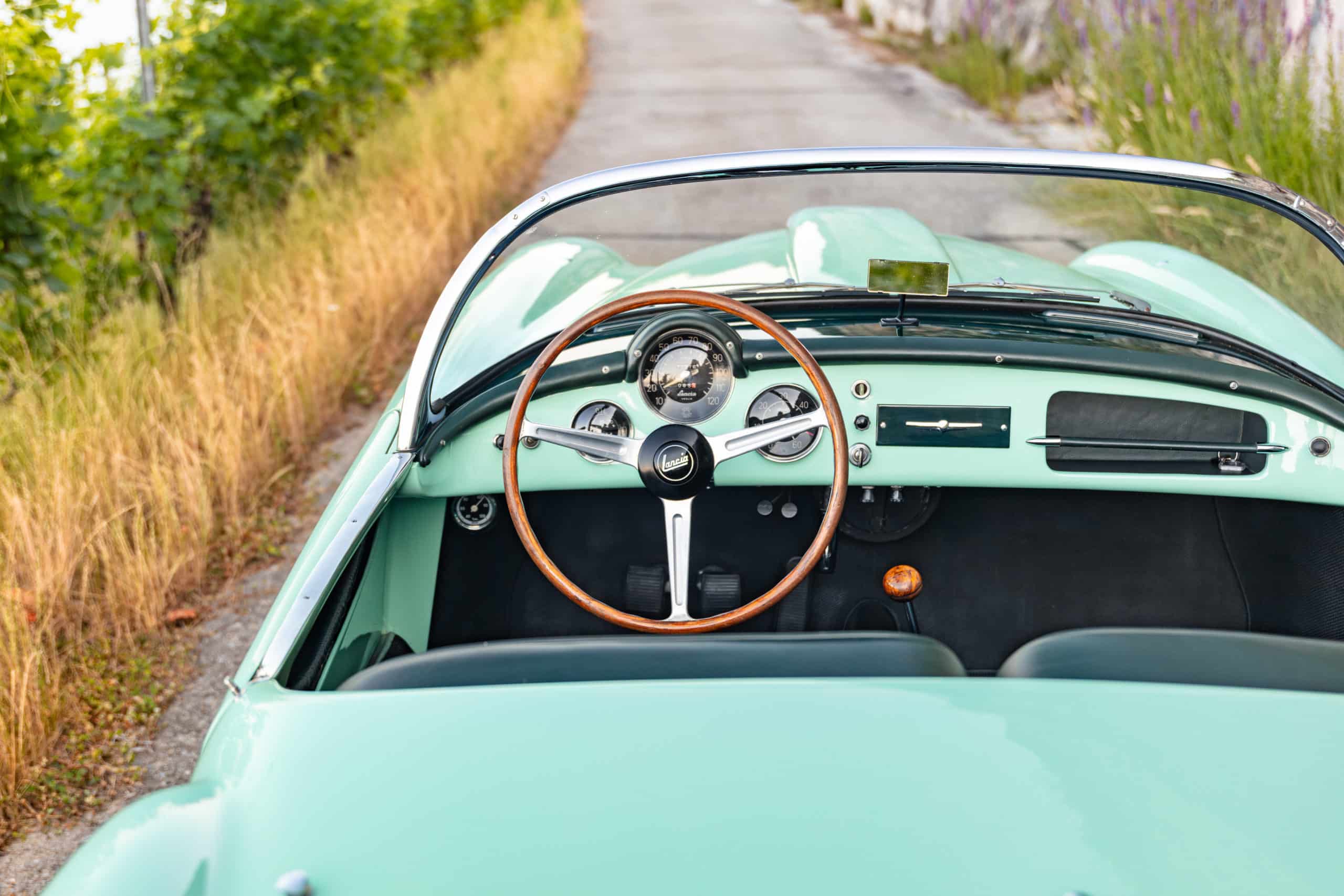 Lancia Aurelia B24 S Spider America 1093 26 scaled